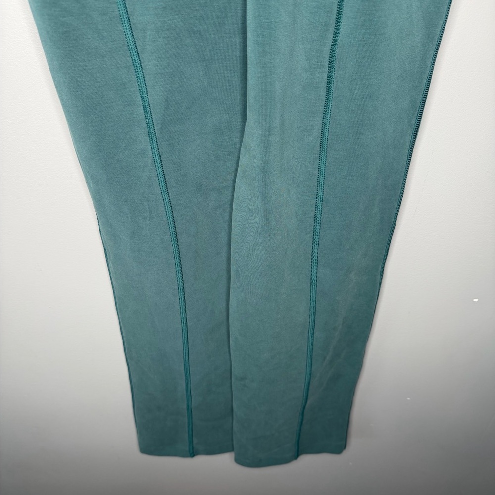 Lululemon Softstreme High-Rise Pant *Regular - Storm Teal - Picture 7 of 9